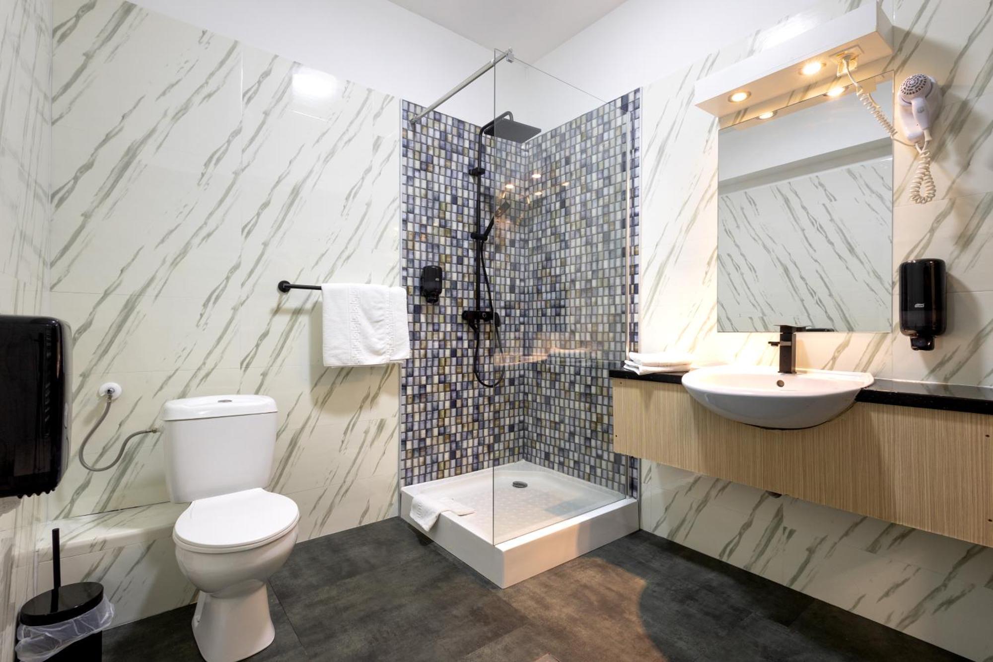 Apart Hotel Bonjour Cluj Luaran gambar